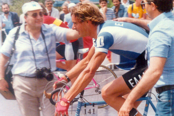 Ο Κανέλλος Κανελλόπουλος στο γύρο Ελλάδος του 1987